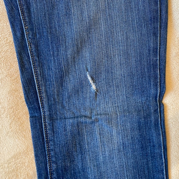 Levi’s Distressed Bootcut Jeans - Women’s Size 8/29 - Picture 5 of 12